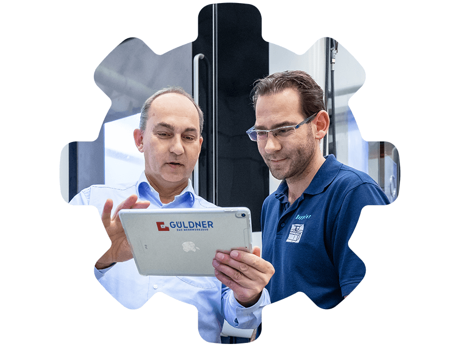 Beratungssituation am Tablet